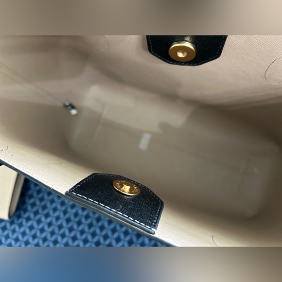 KATE SPADE Large Black ALL DAY Tote Shoulder Bag w/Tan Detachable Pouch - Picture 2 of 10